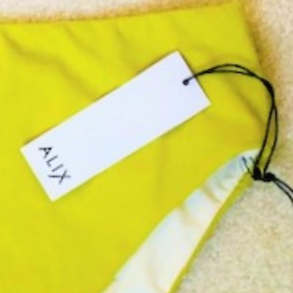 Bikini Bottom, NWT - Picture 5 of 13